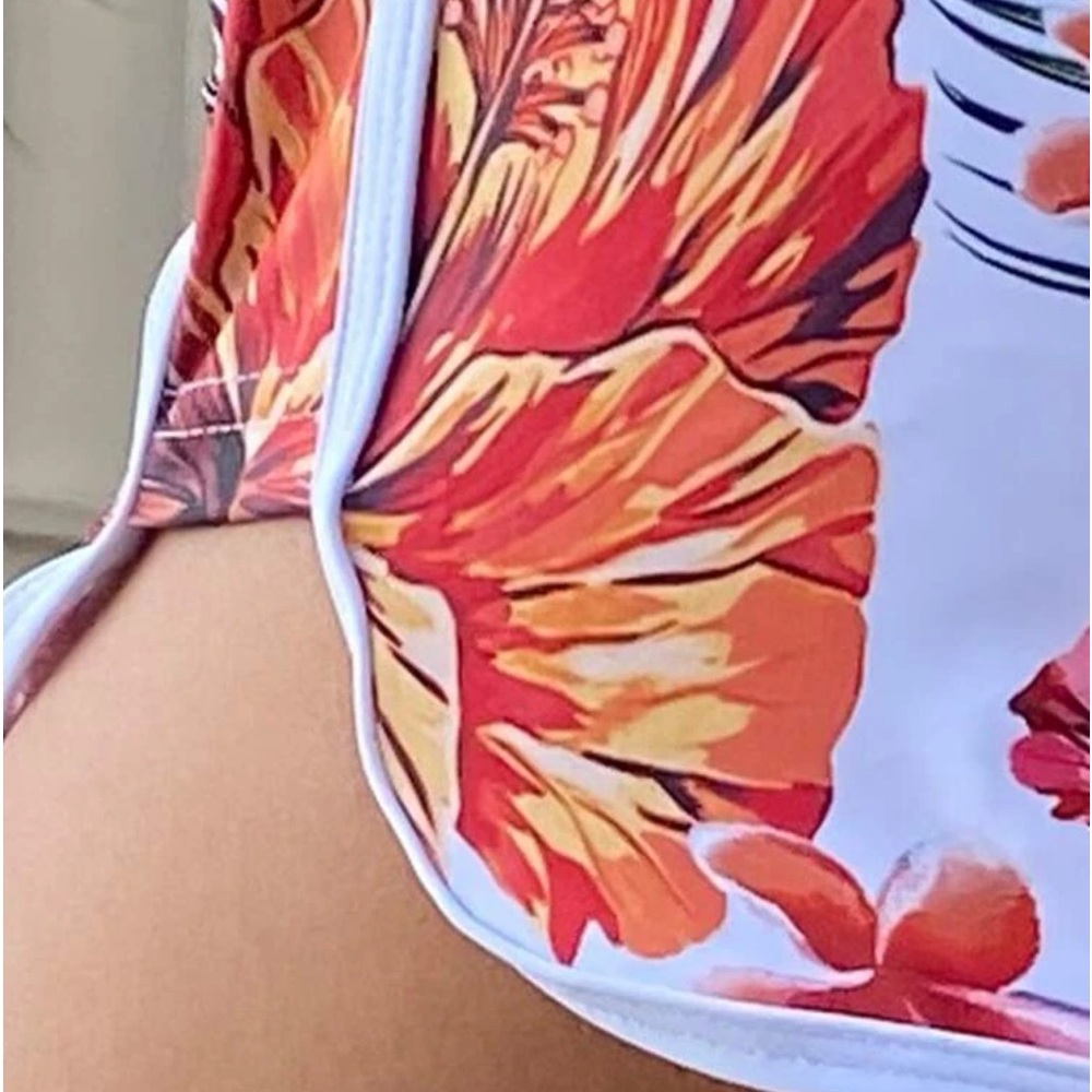 New Bohemian Tropical Hawaiian Hibiscus Flower Contrast Binding Bikini Bottoms - Picture 4 of 8